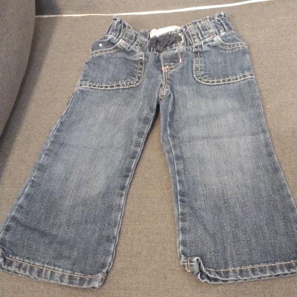 Baby Girls Old Navy Jeans Size 18-24M - Picture 3 of 9
